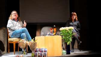 Buchtaufe3 Rahmenhandlung by Indra Joshi