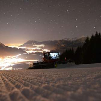 Snow groomer © Pizolbahnen