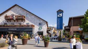 Shopping im Landquart Fashion Outlet Eingangsportal des Landquart Fashion Outlet