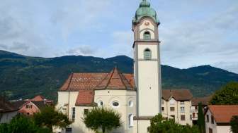 Katholische Kirche St. Peter und Paul Katholische Kirche St. Peter und Paul