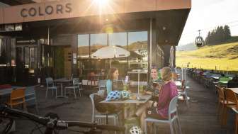 COLORS - Restaurant und Bar COLORS - Restaurant und Bar
