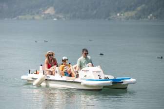 Pedalo fahren auf dem Walensee © Thomas Kessler Visuals