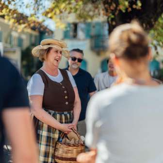 A scenic guided tour in Maienfeld © Kevin Wildhaber