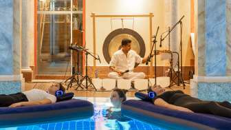 «Floating» Klangbaden