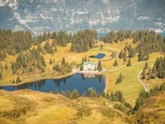 Geogalerie_Flumserberg Wanderung, UNESCO Weltnaturebe Tektonikarena Sardona, Kinder, Seebensee, Fossilien, Berge, Sardona, Geologie, Familienausflug, Seebenalp, Wander, Alpen, Geogalerie, Alpenfaltung, Maschgenkamm
