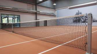 Tennishalle in der alten Spinnerei