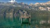 Steg im Walensee mit Churfirsten im Hintergrund