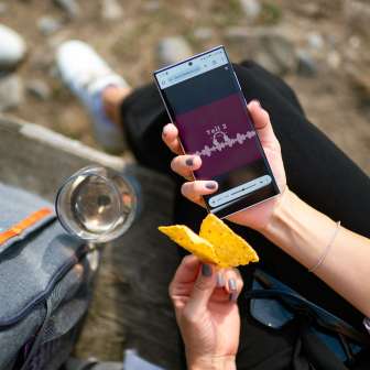 Audio guide backpack wine tasting © Heidiland Tourismus