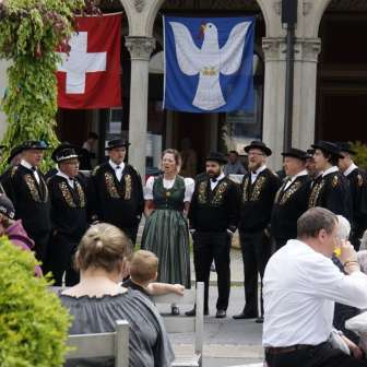 Maibär (1) Maibär (1)