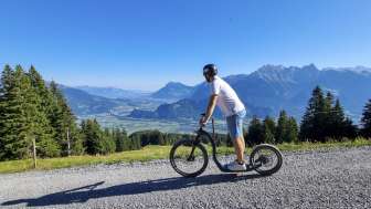 Alpine Scooter Pizol