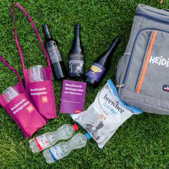 Contents backpack classic © Heidiland Tourismus / Kevin Wildhaber