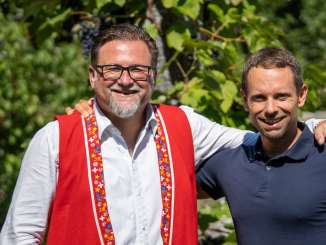 Stefan Roos & Manuel Rothmund Stefan Roos & Manuel Rothmund